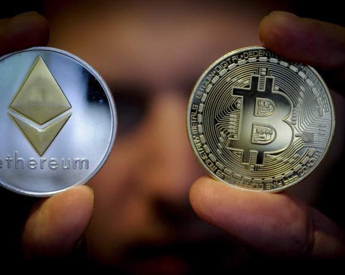 Биткоин и эфир заметно выросли